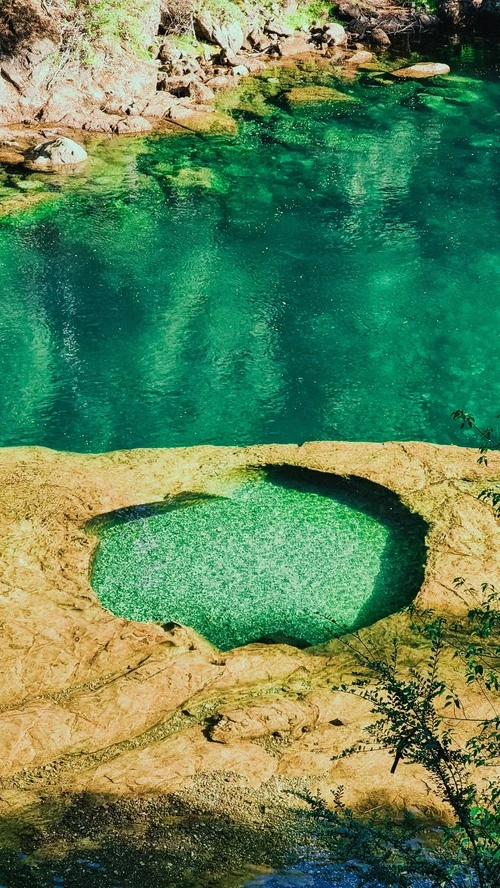 Piletón del Rio Manso - Argentina