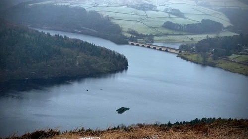 Ladybower Reservoir - Aus Bamford Edge, United Kingdom