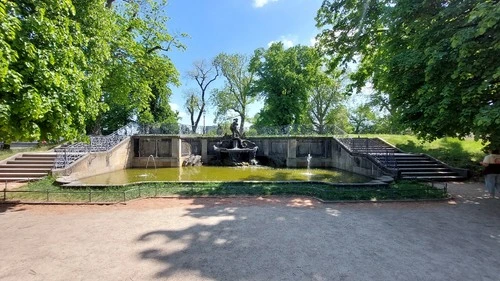 Delphinbrunnen - Frá Brühl's Terrace, Germany