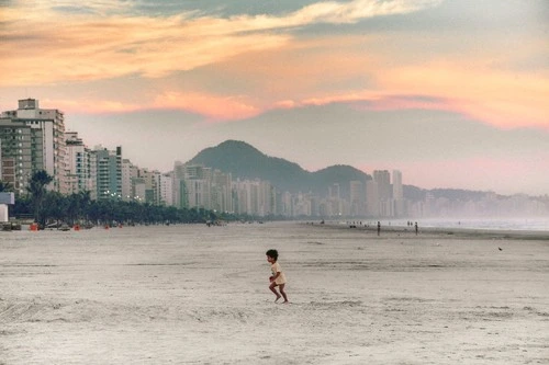 Praia Grande - Desde Praia do Caiçara, Brazil