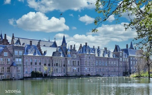 Binnenhof denHaag - Desde Voor de vijver, Netherlands