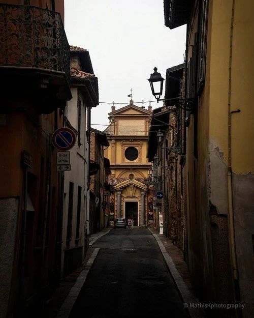 Chiesa di San Sisto - Aus Via San Sisto e Via Borghetto, Italy