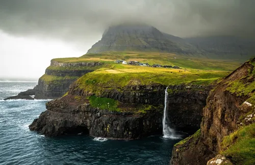 Mulafossur Waterfall - Aus Gásadalur Viewpoint, Faroe Islands