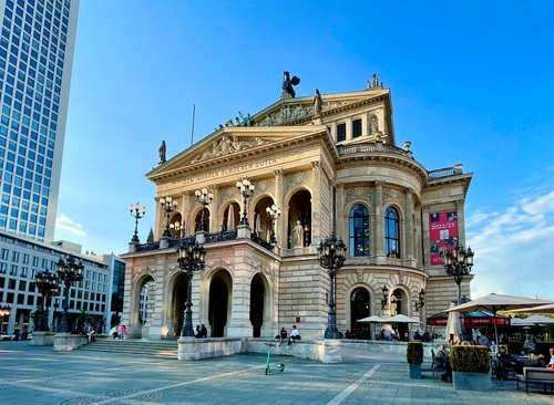 Old Opera House - Desde Opernplatz, Germany