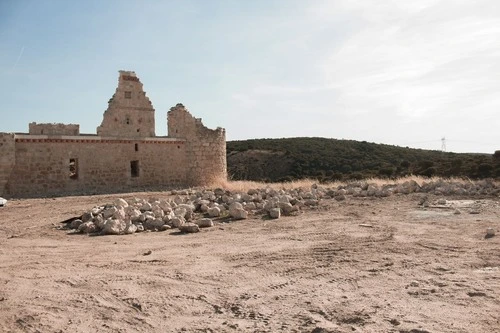 Castillo de Saelices - Від Outside, Spain