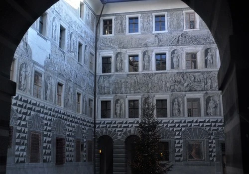 Ambras Castle - من Cortile, Austria