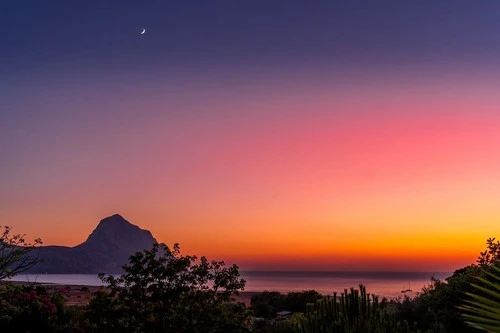 Monte Cofani - Desde Macari, Italy