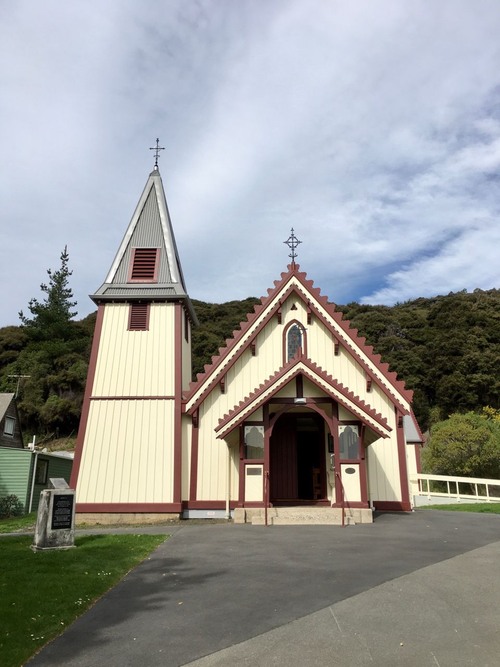 Akaroa church - New Zealand