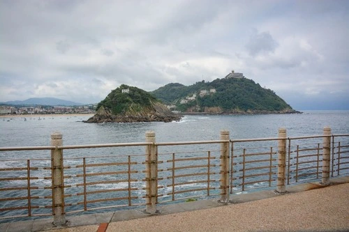 Isla de Santa Clara - Desde Pasealeku Berria, Spain