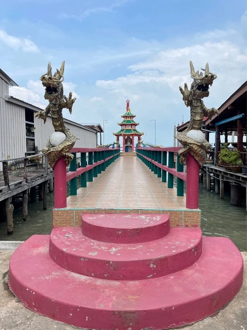 Chinese Shrine - От Lanta Old Town, Thailand