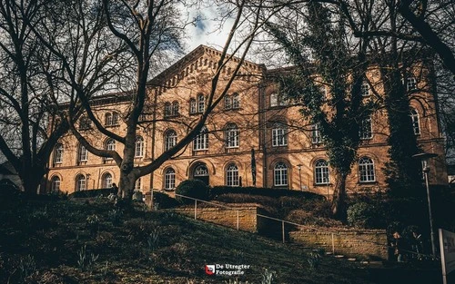 Community College - से Entrance, Germany