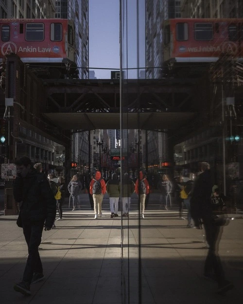 Chicago L train - From Looking West on Wells St., United States