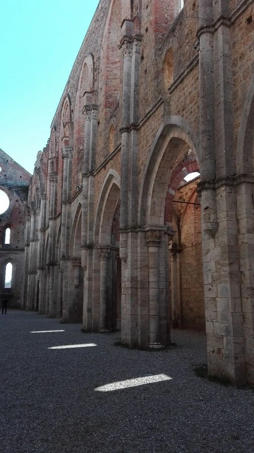 Abbazia di San Galgano - От Inside, Italy
