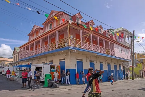 Ruins Rock Café - Dominica