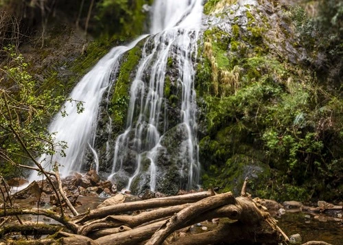 Cascada Motoco - Argentina