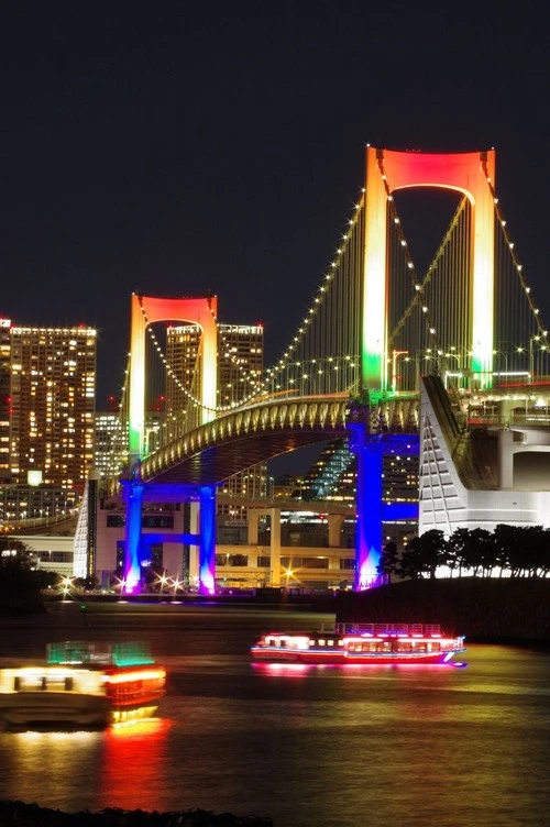 Rainbow Bridge - Aus Odaiba, Japan