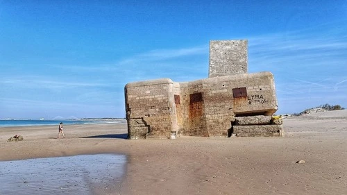 Búnker 1 - From Playa de Camposoto, Spain