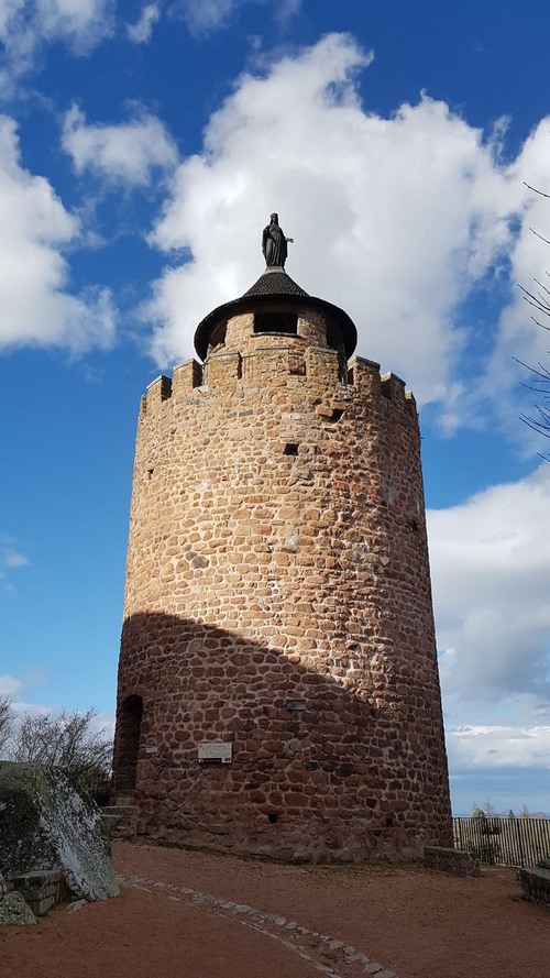 Donjon du Crozet - France