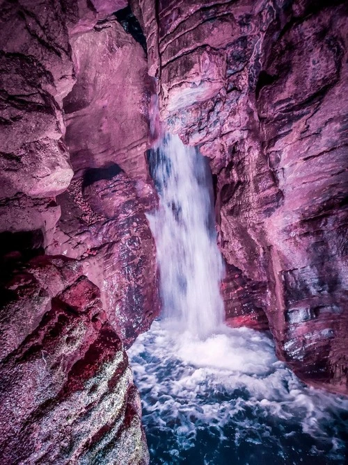 Cascata del Varone - Aus Under the waterfall, Italy