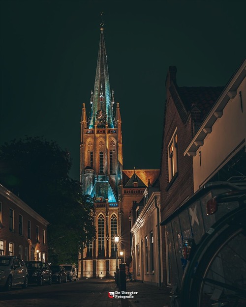 Sint Nicolaasbasiliek - Des de Molenstraat, Netherlands