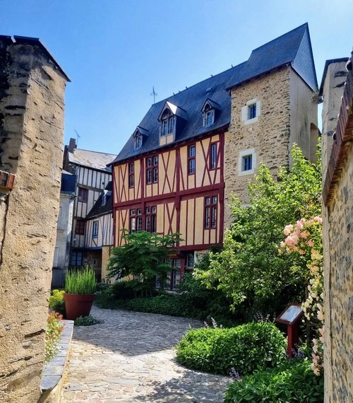 Place des 3 Moulins - From Bord de Mayenne, France