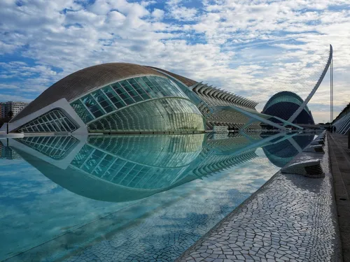 Hemisfèric y Museo de las Ciencias - Od Puente De Monteolivete, Spain