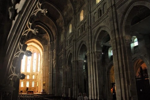 Cattedrale di Saint Lazare - От Inside, France