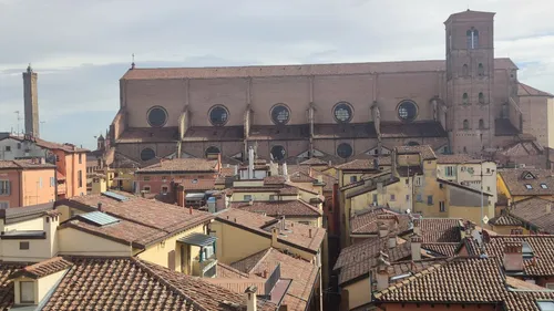 Basilica di San Petronio - Aus Piazza Galileo Galilei, Italy