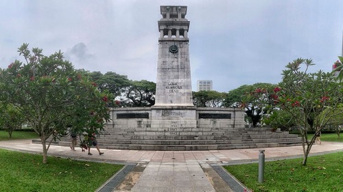 Our glorious Dead Monument - Dari Esplanade Park, Singapore