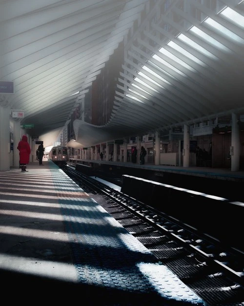 Washington/Wabash CTA Station - Aus The east side of the platform, north end, United States