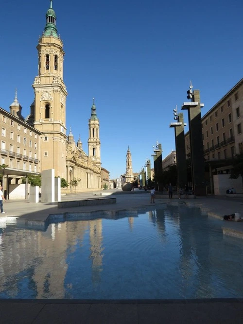 Fuente de la Hispanidad - From Fuente, Spain