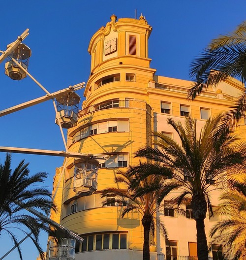 CaixaBank - 从 Plaza del Arenal, Spain