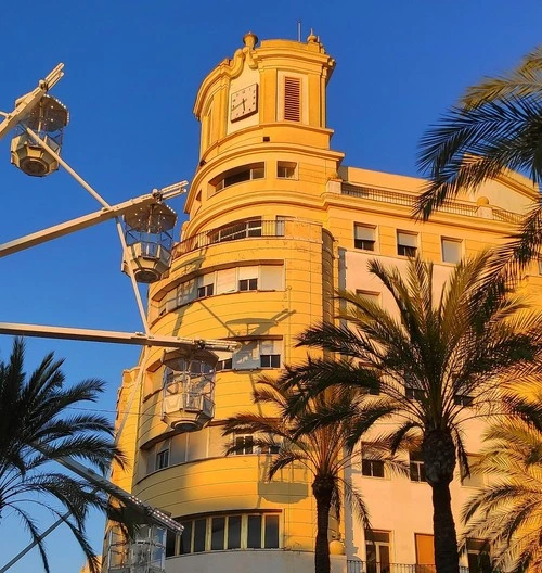 CaixaBank - От Plaza del Arenal, Spain