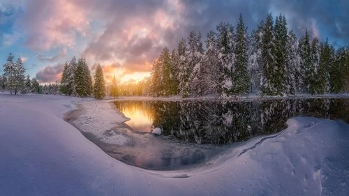 Iturbaz - から Lake Trail, Spain