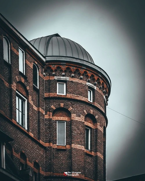 Sterrenwacht Tivoli - Desde Below, Netherlands