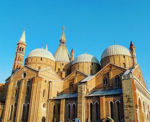 Basilica di Sant Antonio - Aus Manumento al Gattamelata, Italy