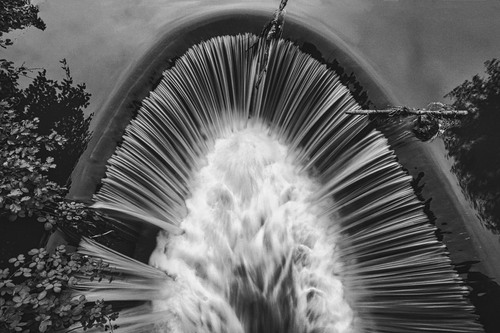 Wasserfall am Schloss - Germany