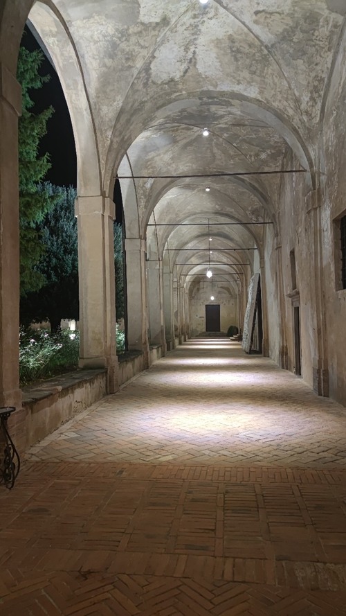 Chiostro principale di notte - Italy