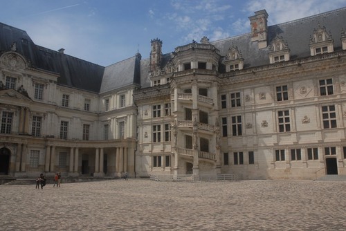 Musée Lapidaire - 从 Courtyard, France