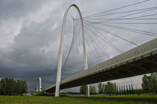 Viale dei Trattati di Roma - から Bridge, Italy