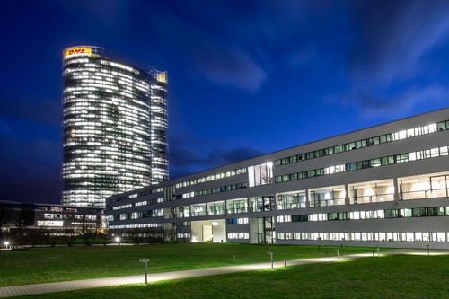 Deutsche Welle & Post Tower - От Next to Deutsche Welle, Germany