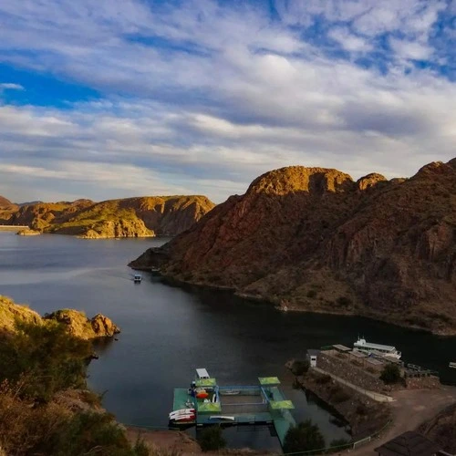 Embalse los Reyunos - Argentina