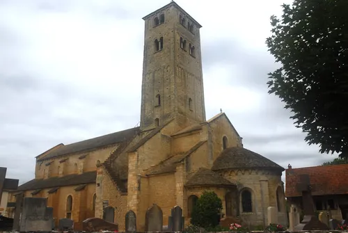 Église Saint-Martin - From Cemetery, France