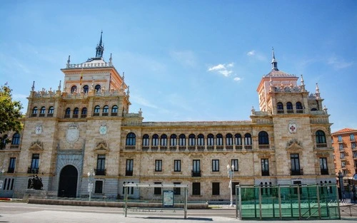 Academia de Caballería - 从 Plaza de Zorrilla, Spain