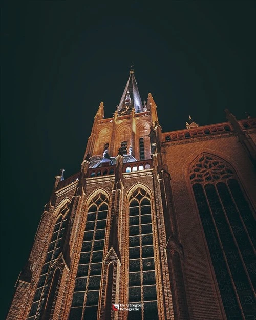 Sint Nicolaasbasiliek - Des de Street, Netherlands