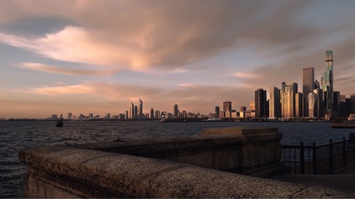 Chicago Skyline - От Navy Pier looking South, United States