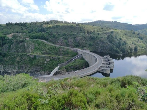 Barrage de grangent - From West Side, France