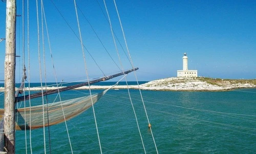 Faro di sant'Eufemia - Từ Lungomare, Italy