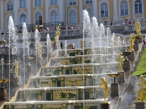 Grand Cascade - Aus Samson Fountain, Russia