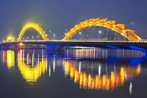 Dragon Bridge - Desde West Side, Vietnam